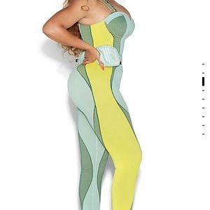 IVY PARK × ADIDAS CATSUIT